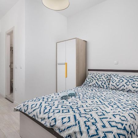 Studio Apartments Fran'S ริเยกา ภายนอก รูปภาพ