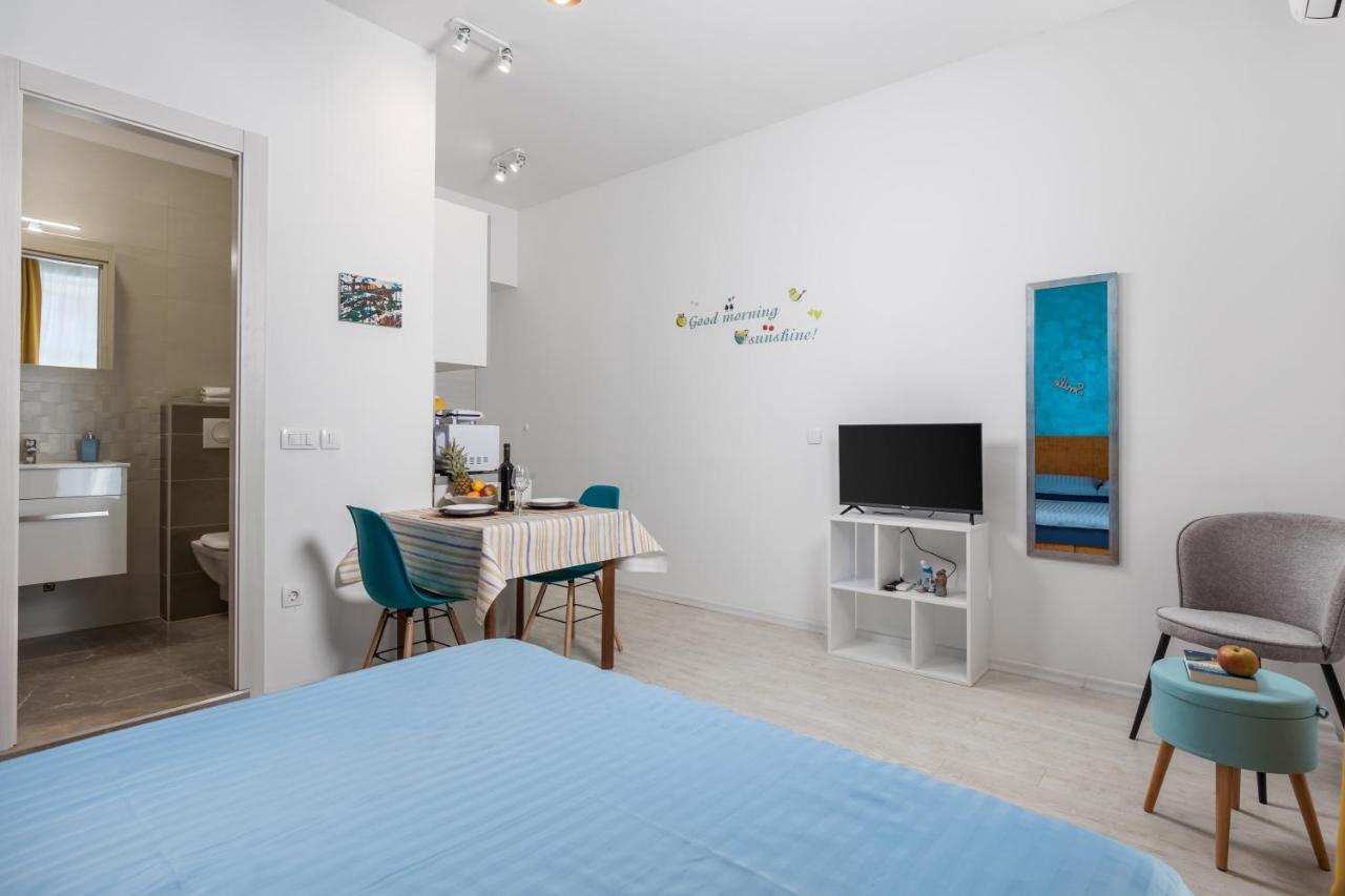 Studio Apartments Fran'S ริเยกา ภายนอก รูปภาพ