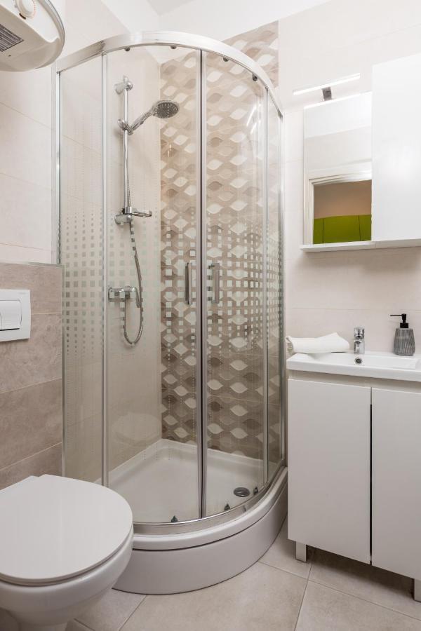 Studio Apartments Fran'S ริเยกา ภายนอก รูปภาพ