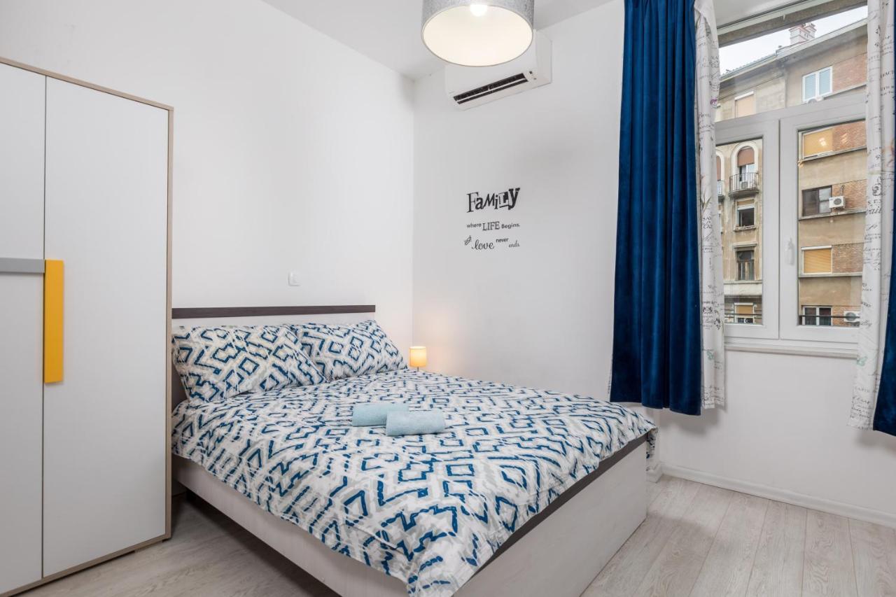 Studio Apartments Fran'S ริเยกา ภายนอก รูปภาพ
