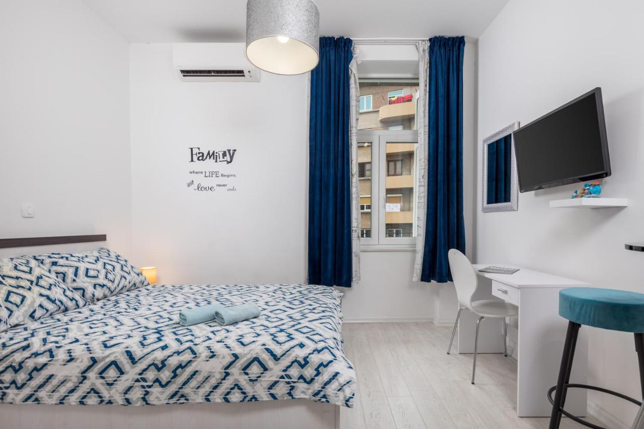 Studio Apartments Fran'S ริเยกา ภายนอก รูปภาพ